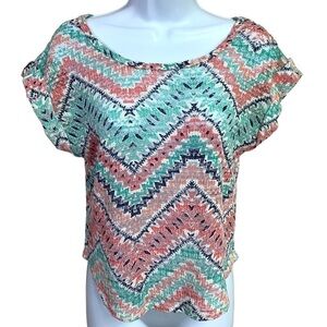 Small Almost Famous Blue Pink Boho Knit Top Short Sleeve Stretch Geometric